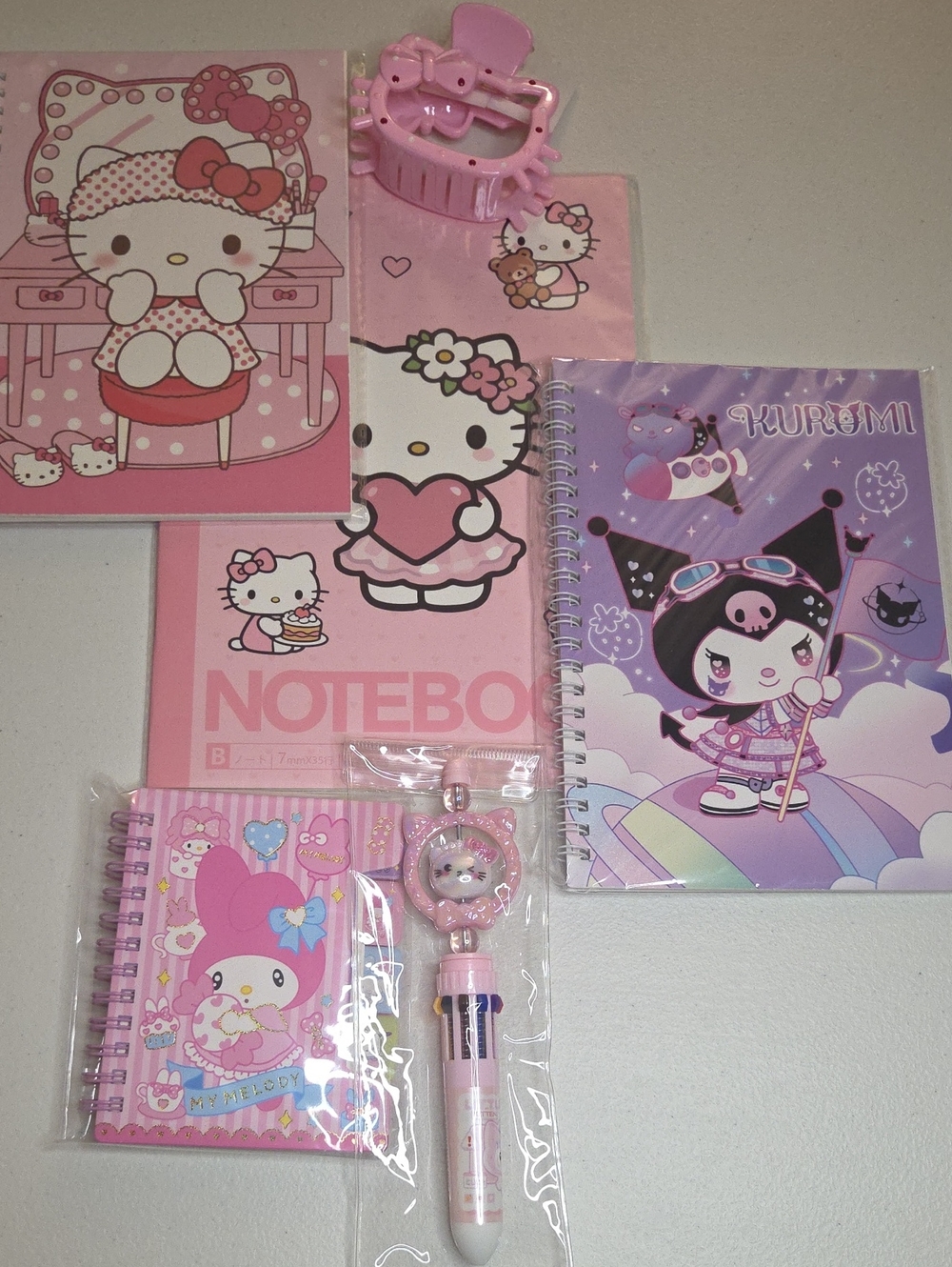 Back To SCHOOL! Sanrio Pink and Purple Hello Kitty & Kuromi Notebook Set